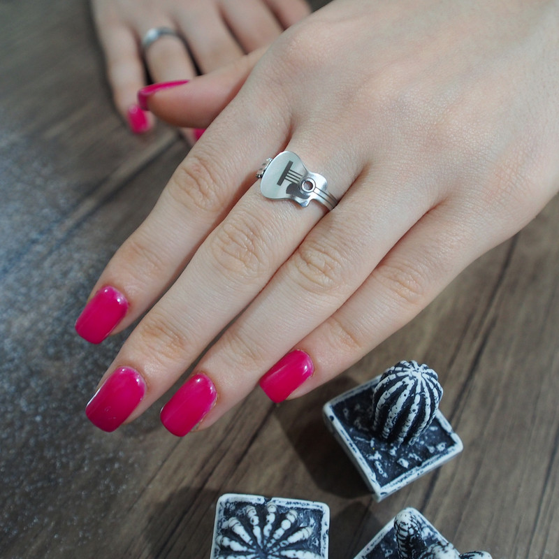 انگشتر مدل گیتار انگشتر مدل گیتار