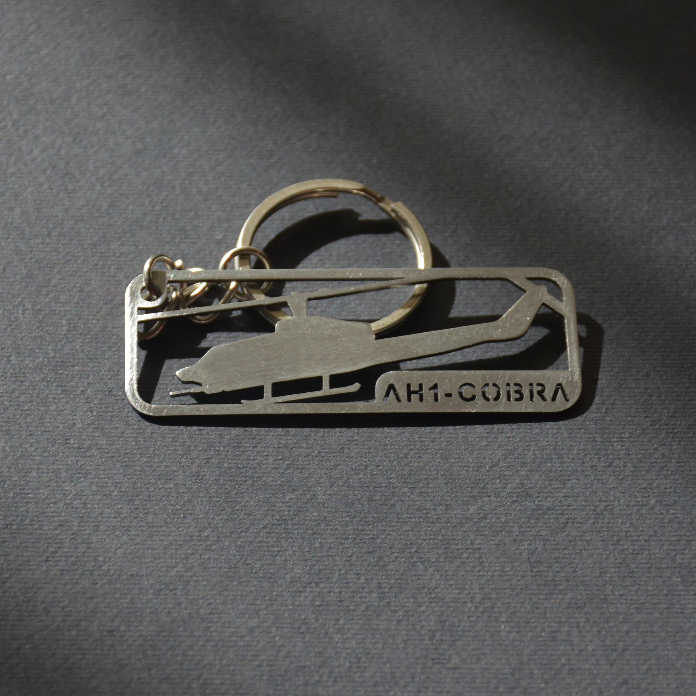 جاکلیدی مدل هلیکوپتر کبرا تاو