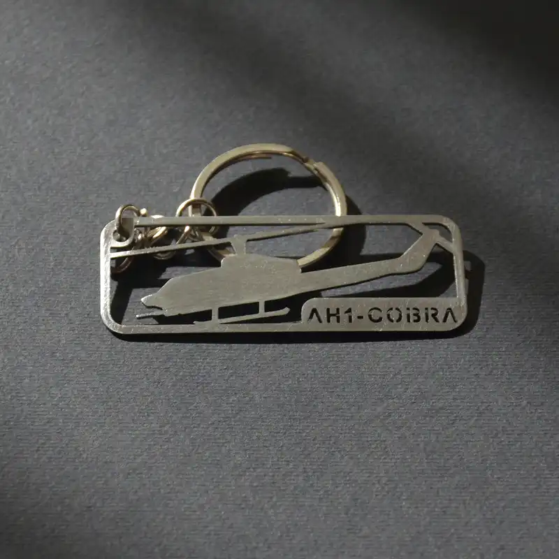 جاکلیدی مدل هلیکوپتر کبرا تاو