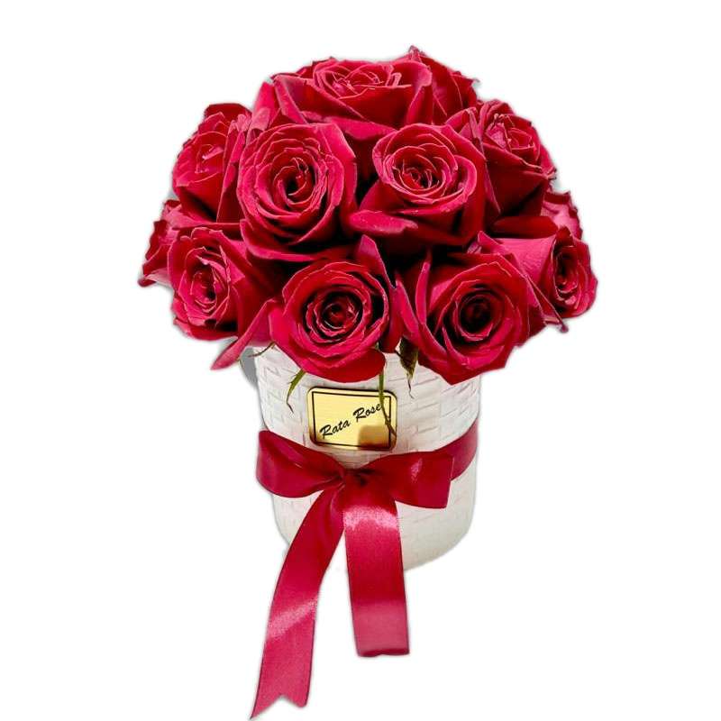 سبد گل رز مدل RRM6 سبد گل رز مدل RRM6