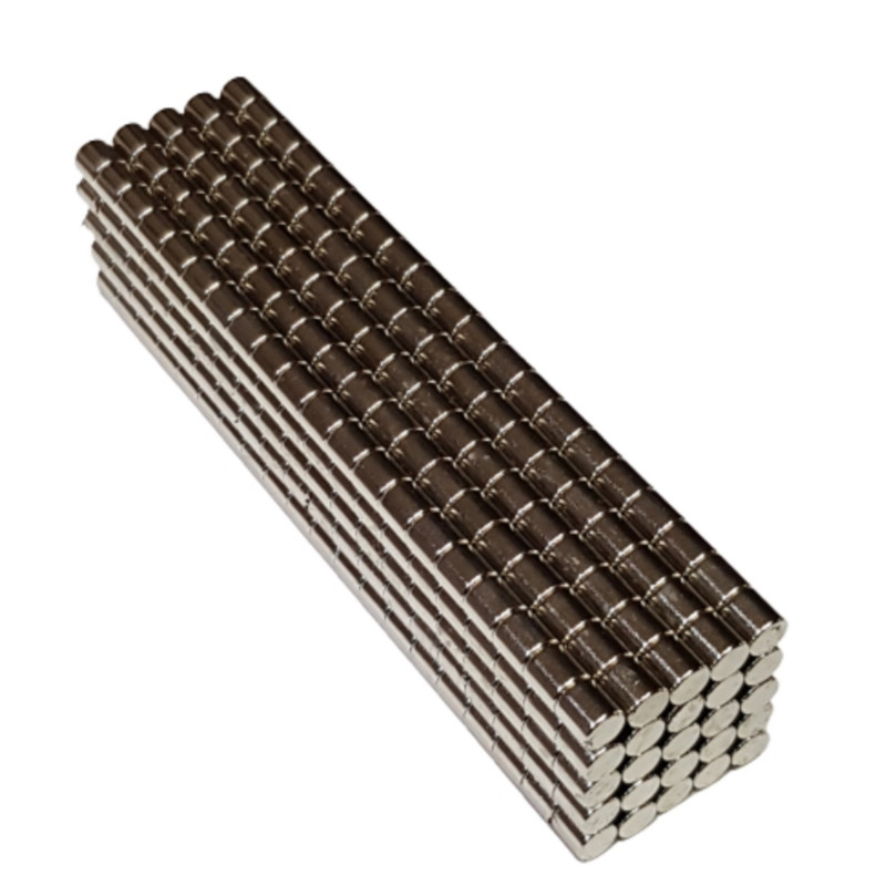 آهن ربا مدل M5-5 کد ۱۲۳۲ بسته ۵۰۰ عددی آهن ربا مدل M5-5 کد ۱۲۳۲ بسته ۵۰۰ عددی