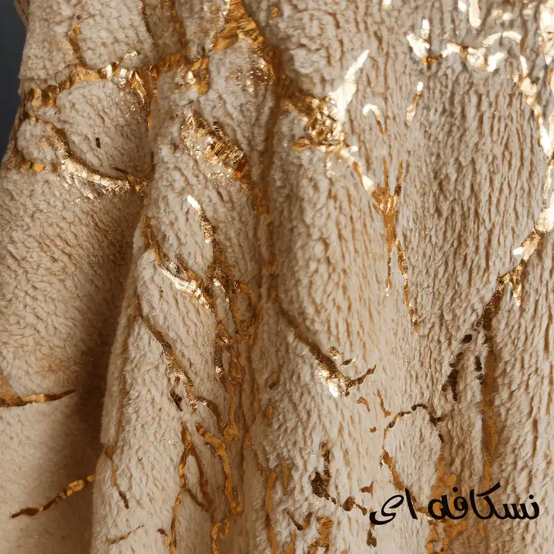 کاور کوسن مدل خز طلاکوب