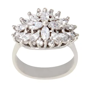 انگشتر نقره زنانه مدل آبکاری رادیوم کد AWR_834