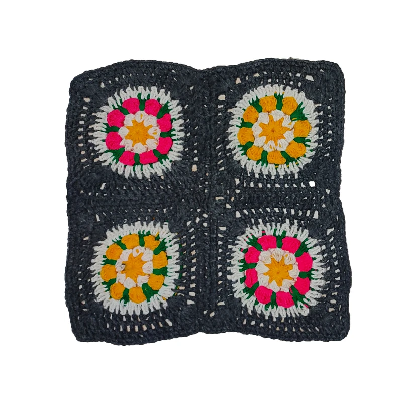 رومیزی مدل بافتنی DO017 سایز 30x30 سانتی‌متر