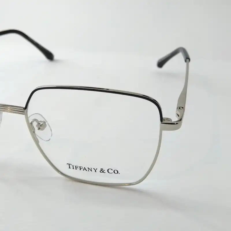 فریم عینک طبی زنانه تیفانی اند کو مدل 8402