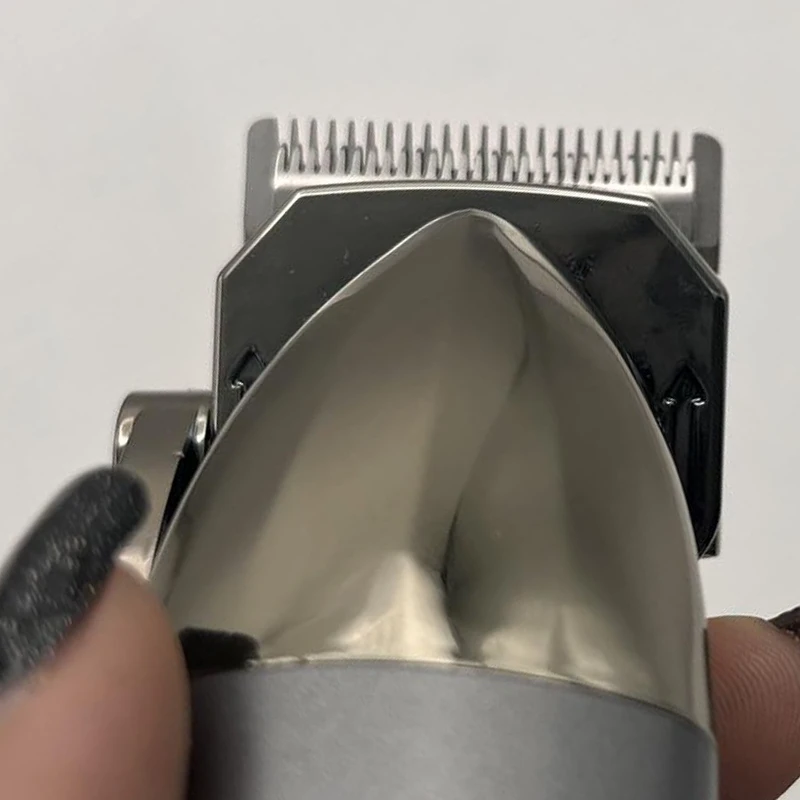 عکس شماره 9 : ماشین اصلاح موی بدن و صورت وایکیل مدل wk-9140