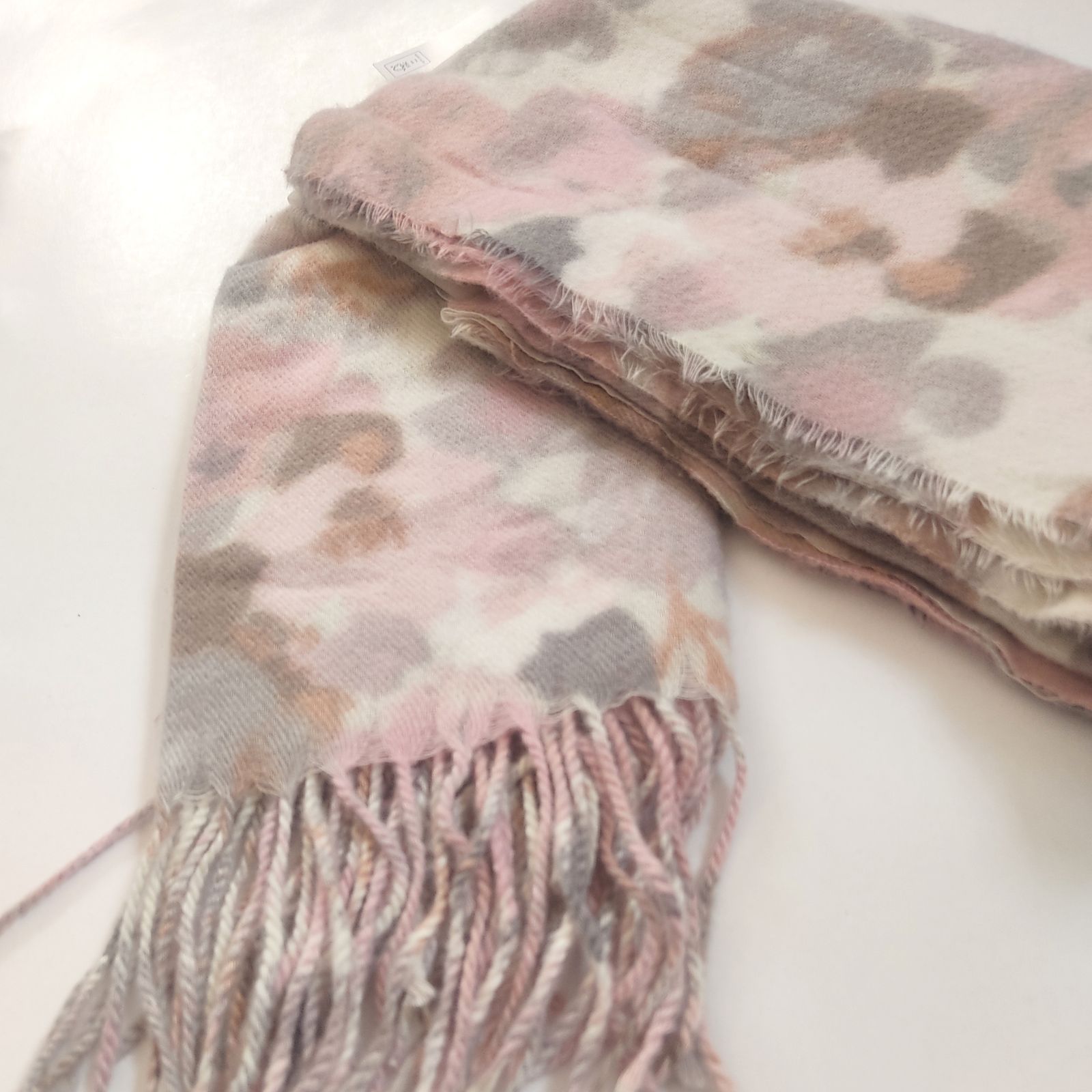 شال زنانه اکسسورایز مدل گل دار - - 2