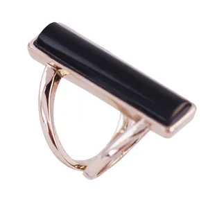 انگشتر زنانه مدل r033