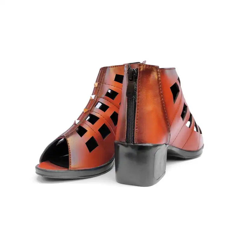 صندل زنانه مدل قهرم