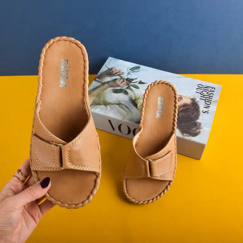 دمپایی زنانه نیکتا مدل برچسبی کد BZH.2028