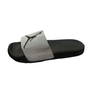 دمپایی مردانه مدل شبرنگ 01