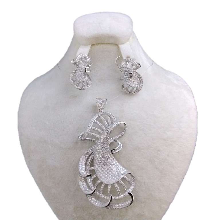 نیم ست نقره زنانه مدل gol-1111