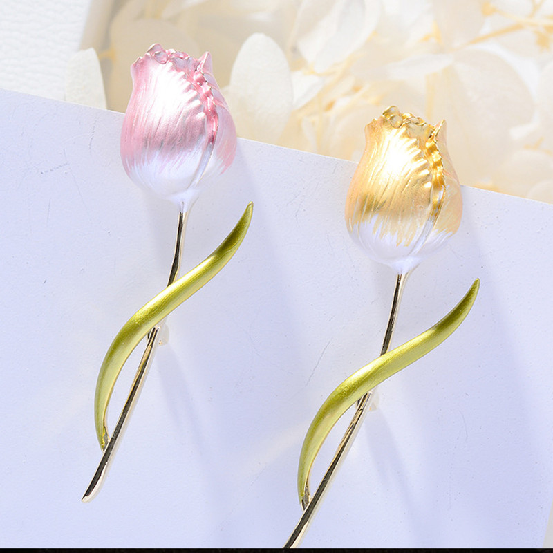 گل سینه زنانه مدل غنچه لاله کد 00696 گل سینه زنانه مدل غنچه لاله کد 00696