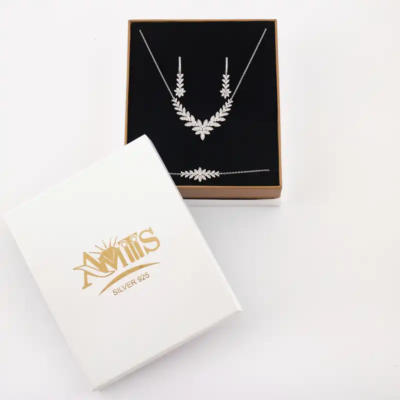 نیم ست نقره زنانه مدل AVN_39