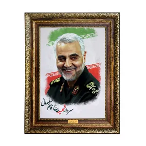 تابلو فرش ماشینی نقش نگار رضوی طرح سردار شهید حاج قاسم سلیمانی کد 98KH