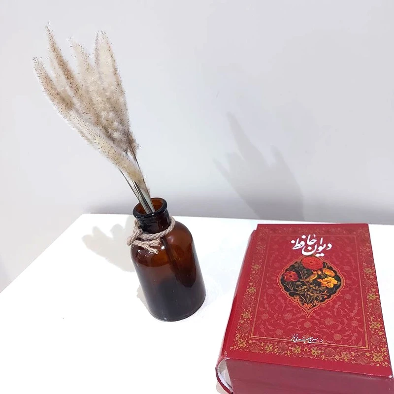 عکس شماره 7 : گلدان دکوری مدل شیشه ای رنگی نسیم کد 02 بسته دو عددی