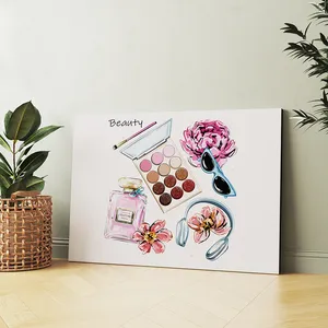 تابلو شاسی مدل لوازم آرایش کد T320724