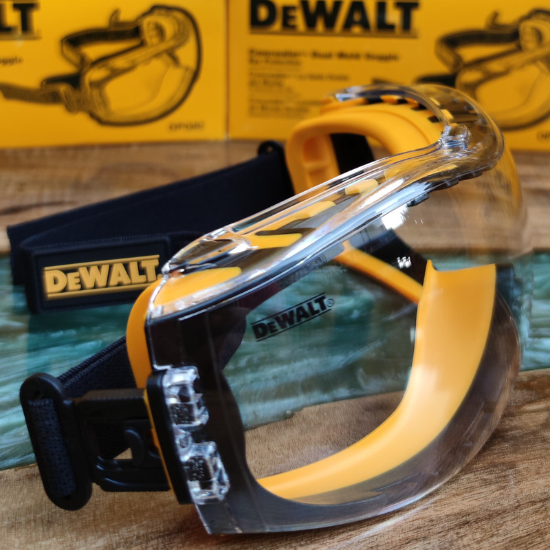 عینک ایمنی دیوالت مدل DPG82-11 عینک ایمنی دیوالت مدل DPG82-11