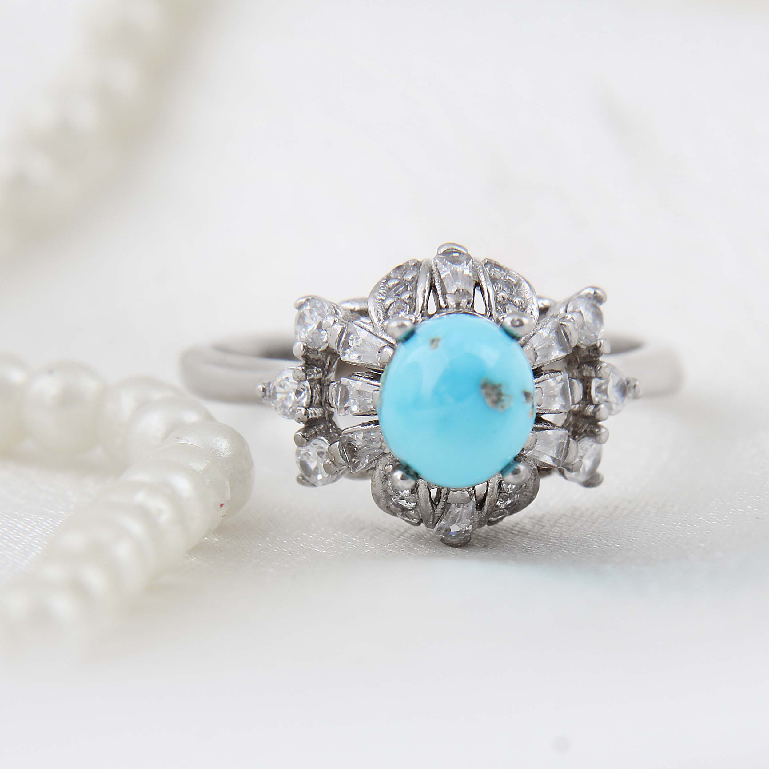 انگشتر نقره زنانه بازرگانی میلادی مدل فیروزه طبیعی نیشابور قالب جواهری ر وکش رادیوم کد AWR-1640