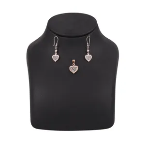 نیم ست طلا 18 عیار زنانه کد G824