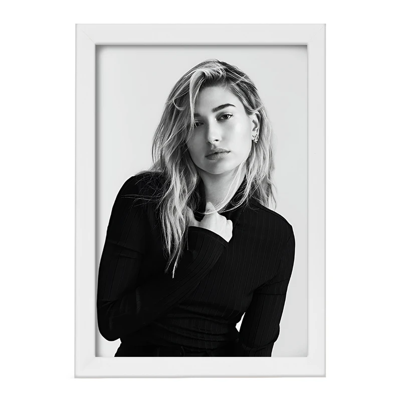 تابلو خندالو مدل هیلی بیبر (Hailey Bieber) کد F10191