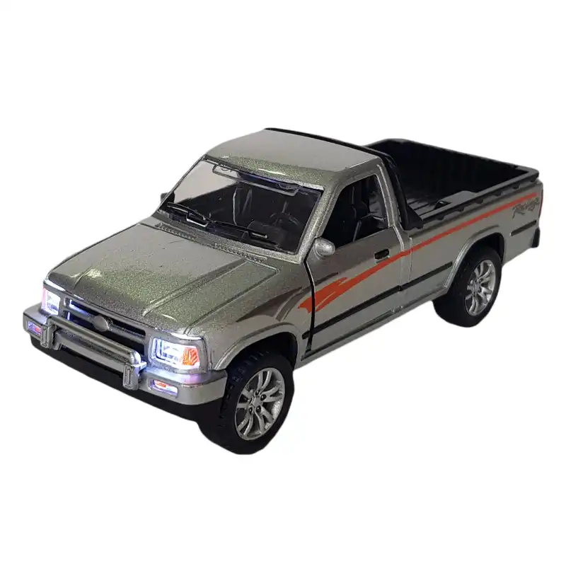 ماشین بازی مدل تویوتا وانت