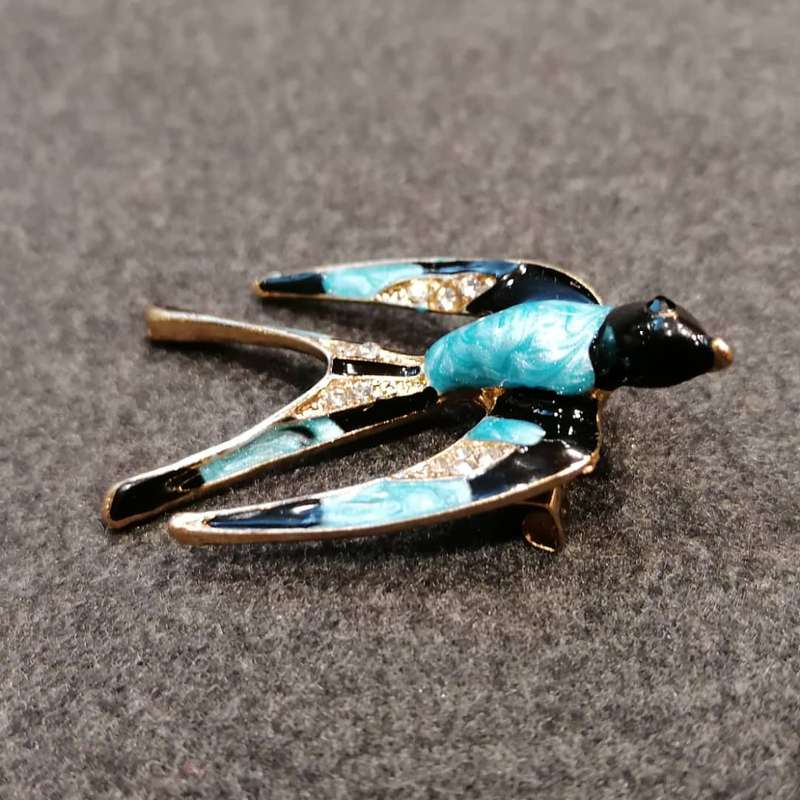 گل سینه زنانه کد Ki 05-114 گل سینه زنانه کد Ki 05-114