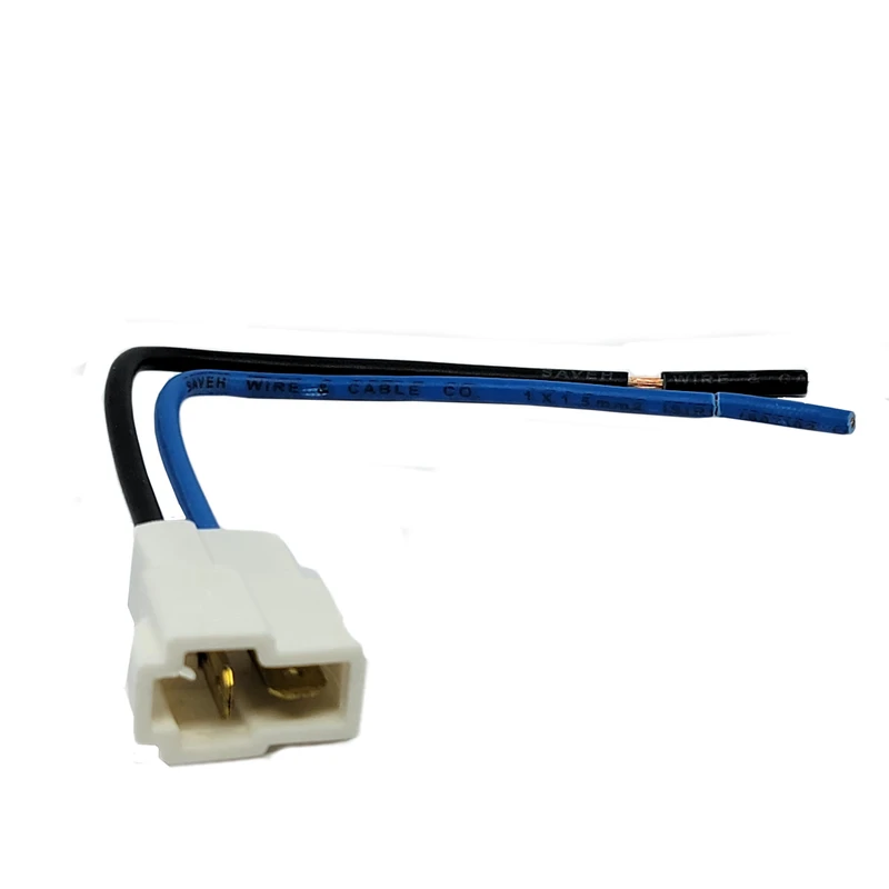 سوکت دو فیش مادگی خودرو آریکو مدل 10184 مناسب برای پراید