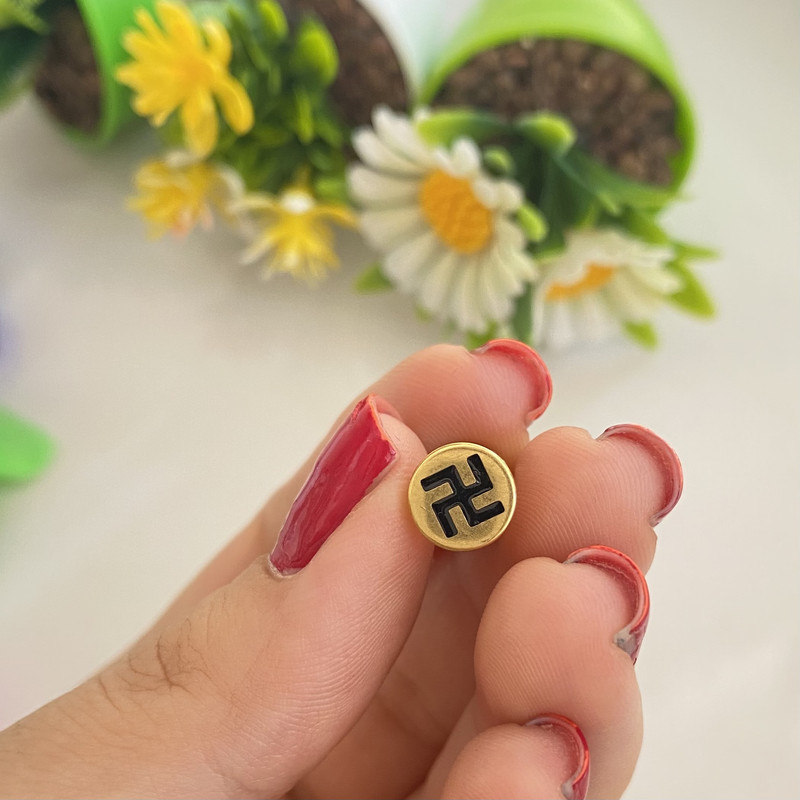 پیرسینگ گوش مدل ایرن من پیرسینگ گوش مدل ایرن من