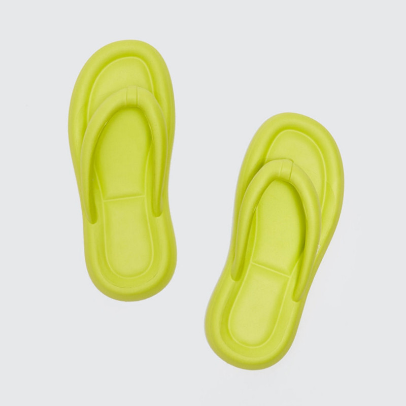 دمپایی لاانگشتی زنانه ال سی وایکیکی مدل طبی استپ دار