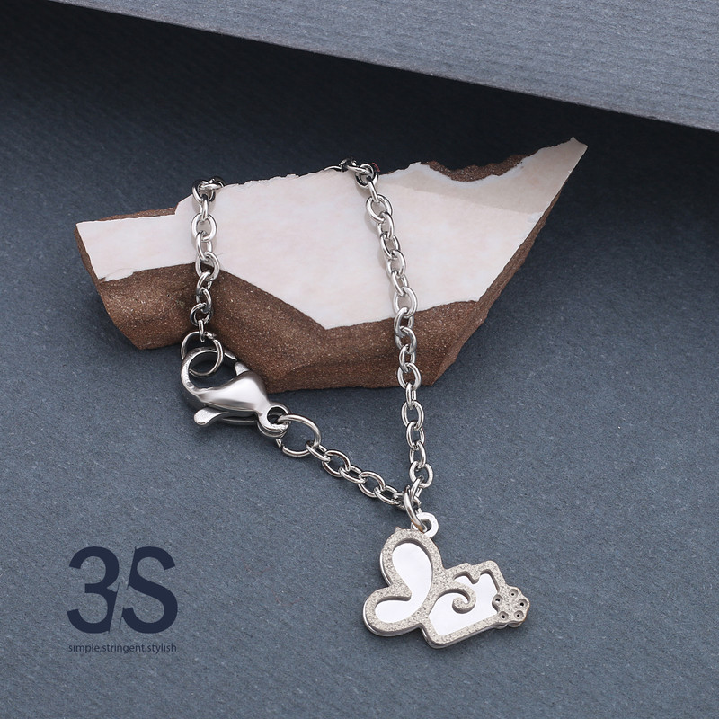 آویز ساعت زنانه طرح دوربین و پروانه کد 544