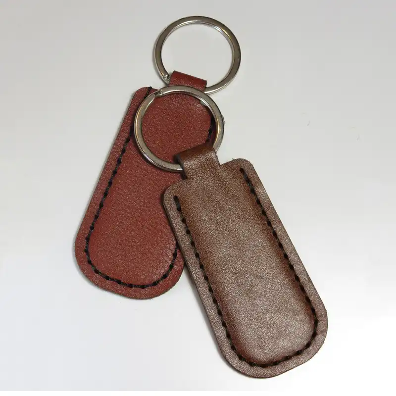 جاکلیدی چرمی مدل T1