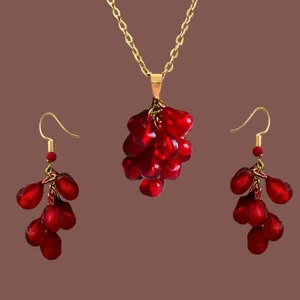 نیم ست زنانه مدل خوشه یاقوت طرح دانه انار کد Ary4-33