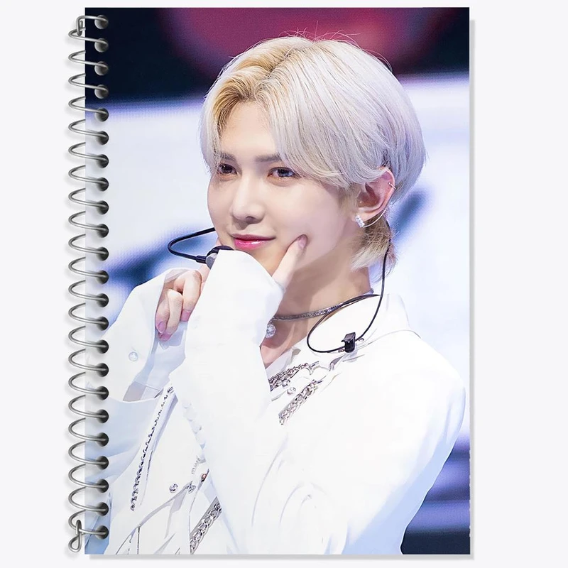 دفتر لغت 50 برگ خندالو مدل یوسانگ گروه ایتیز ATEEZ کد 21225