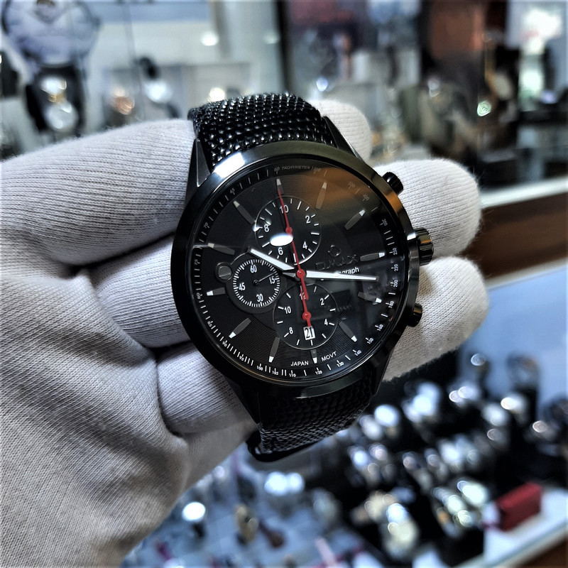 ساعت مچی عقربه ای مردانه اوماکس مدل MG09K22I ساعت مچی عقربه ای مردانه اوماکس مدل MG09K22I