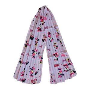 شال دخترانه مدل میکی موس MA1121