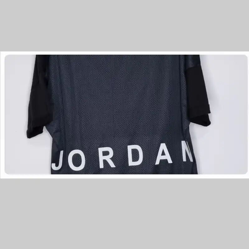 تی شرت ورزشی مردانه مدل آستین پاکتی