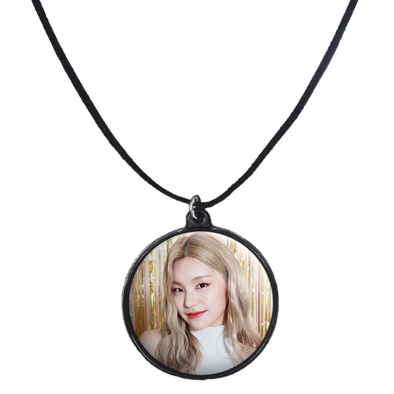 گردنبند پرمانه طرح گروه موسیقی ایتزی کد pmb.13205 مدل دو طرفه