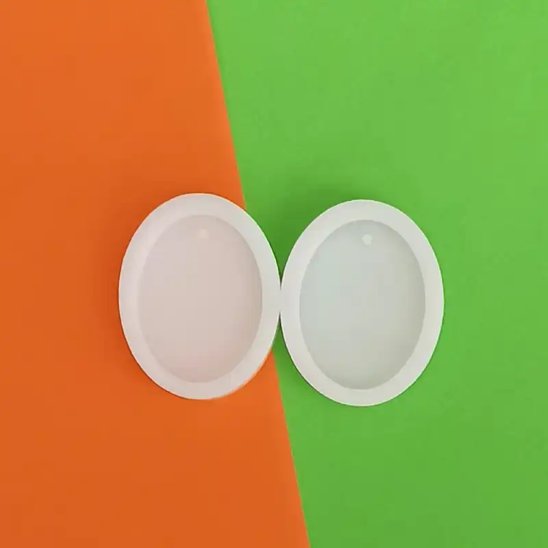 قالب رزین مدل آویز طرح بیضی کد z2 بسته دو عددی