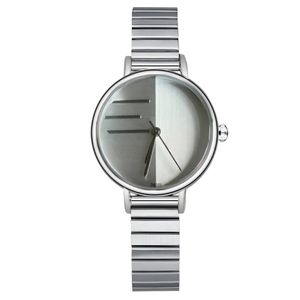 ساعت مچی عقربه‌ای کوارتز زنانه مدل مینیمال کلاسیک بند آجری کد ۳