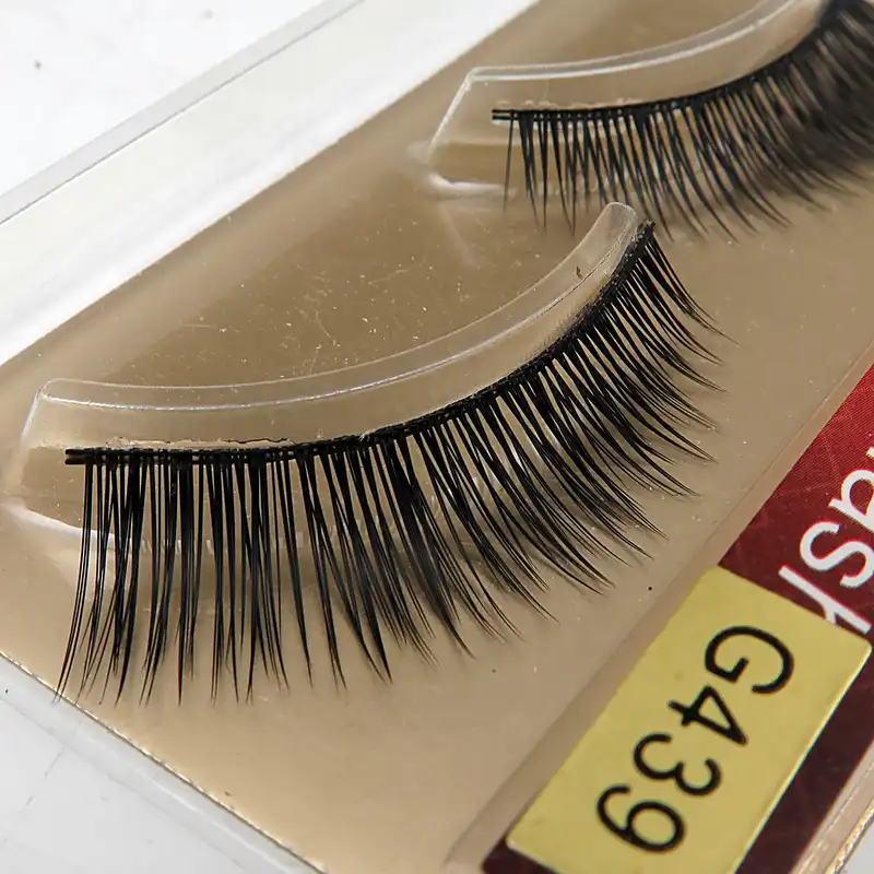 مژه مصنوعی کریستین بیوتی مدل G439