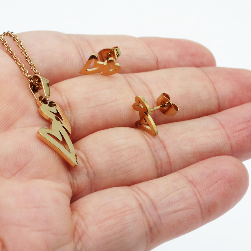 نیم ست دخترانه مدل قلب های زیبا کد SZ 11 نیم ست دخترانه مدل قلب های زیبا کد SZ 11