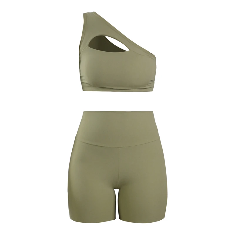 ست تاپ و شلوارک ورزشی زنانه مدل GS-M-235877 رنگ زیتونی