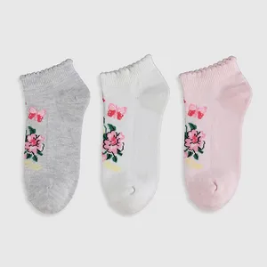 جوراب ساق کوتاه دخترانه ال سی وایکیکی کد 43 مجموعه 3 عددی