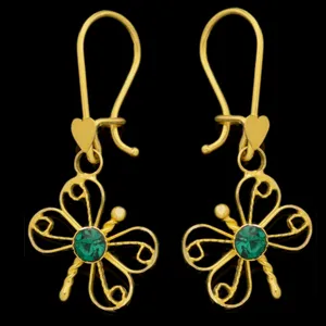 گوشواره طلا 18 عیار زنانه طلای مستجابی مدل سنجاقک کد 670164