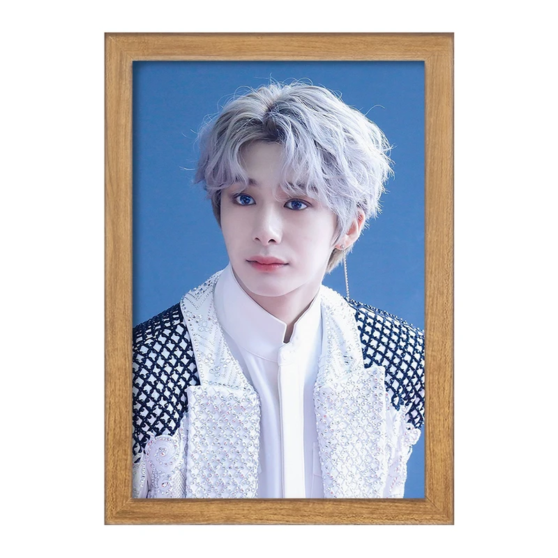 تابلو خندالو مدل هیونگ وون گروه MONSTA X  کد 21176