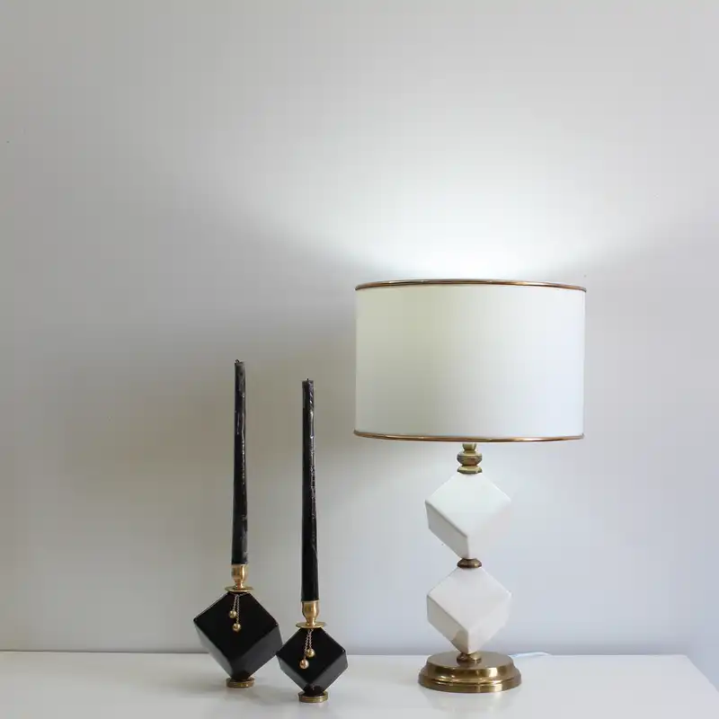 آباژور رومیزی مدل ویولت کد 2q