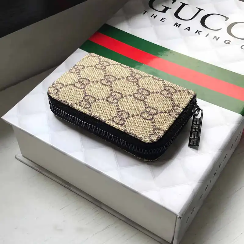 جاکارتی مدل اکاردئونی