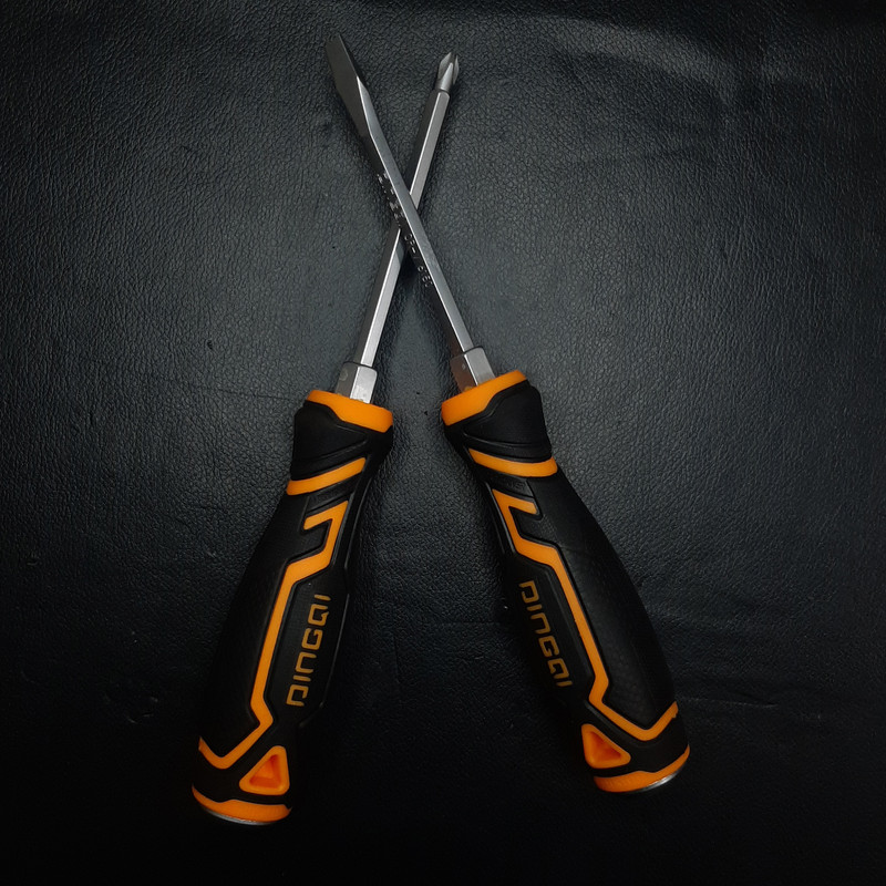 پیچ گوشتی ضربه خور دو سو و چهارسوی دینگشی مدل D68-318 بسته 2 عددی