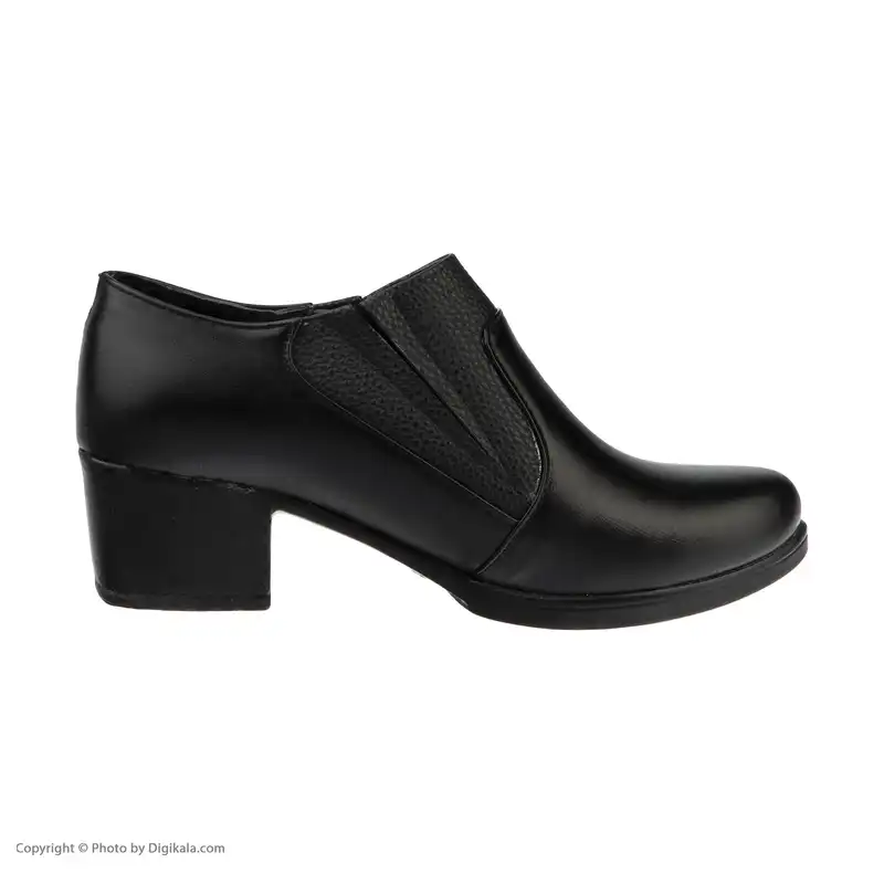 کفش زنانه کروماکی مدل چرم طبیعی ریوا کد 99